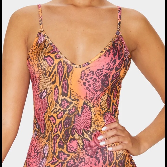 Pretty Little Thing Dress - Picture 3 of 7